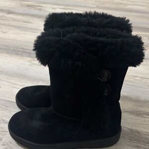 Black Fur-Lined Boots with Button Detail